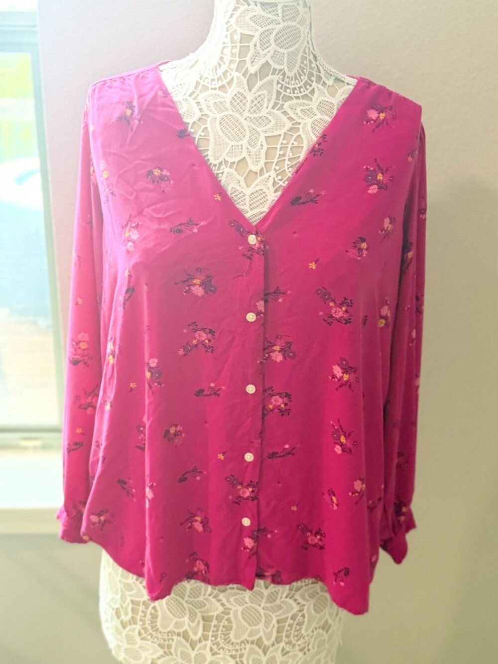 🌸 GAP Floral Button-Front Blouse – XL – Pink/Magenta
